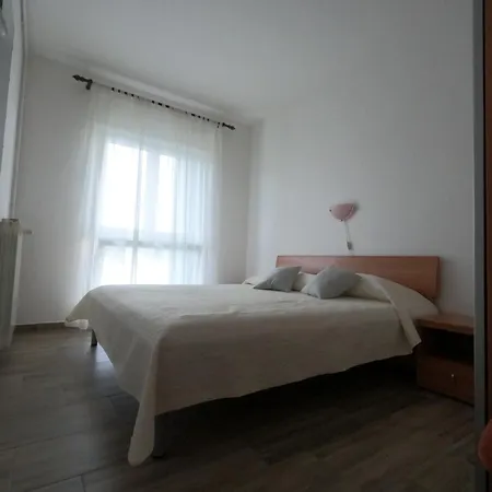 Sanja Appartamento Supetarska Draga